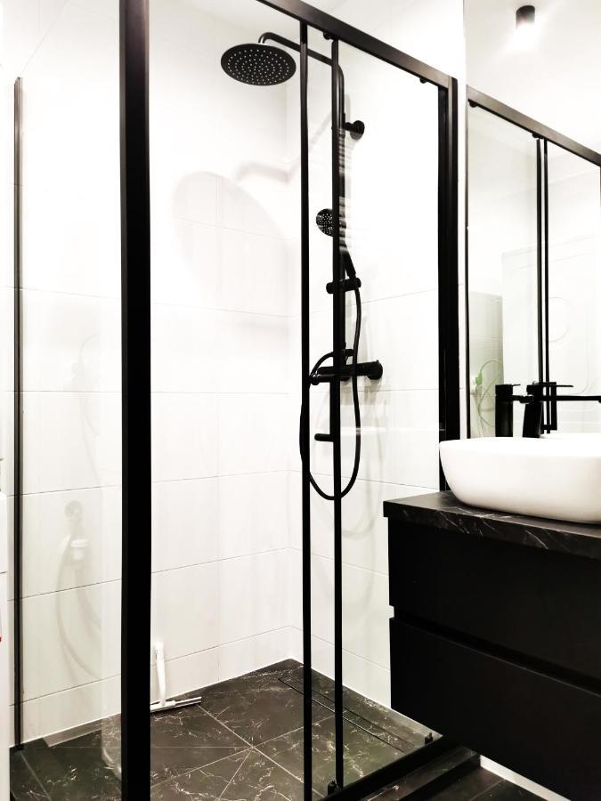 Gliniana Apartment ~ Self Check-In 24H ~ Lift Wrocław Exteriör bild