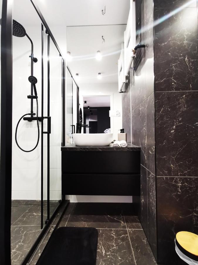 Gliniana Apartment ~ Self Check-In 24H ~ Lift Wrocław Exteriör bild